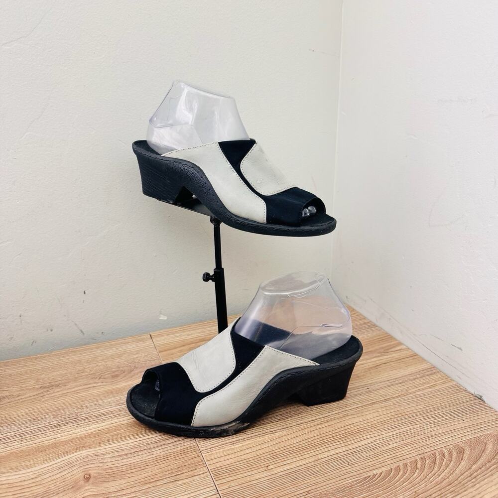 Portania Black And White Wedge Slide Sandals Women’s size 8.5